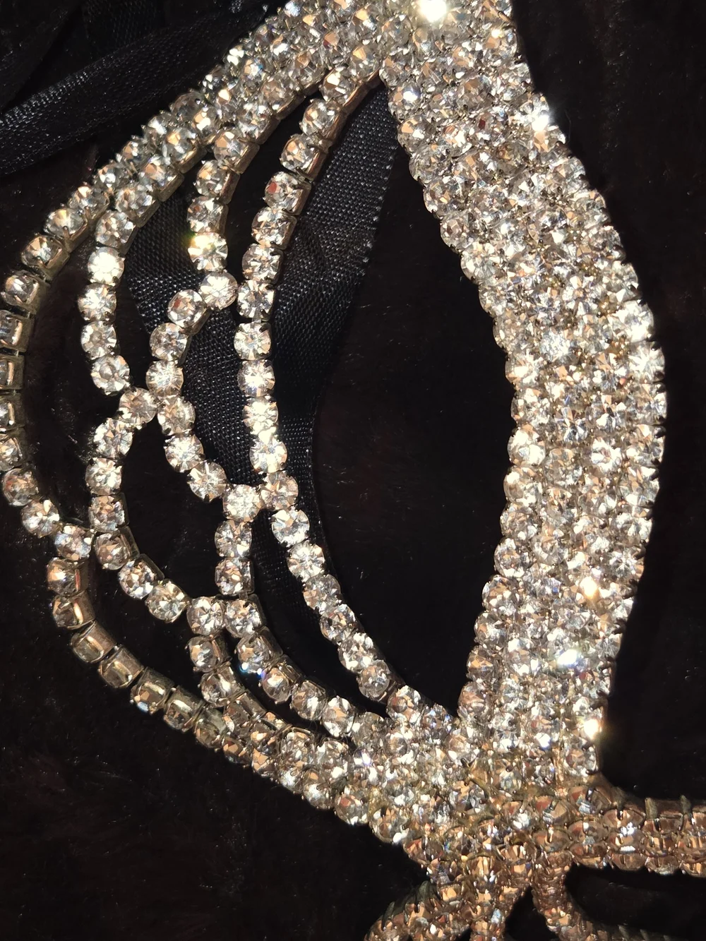 Crystal Embellished Masquerade Mask - Gold